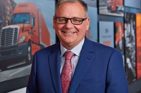 Schneider ajusta cúpula directiva y nombra CEO a especialista en cross-border con México